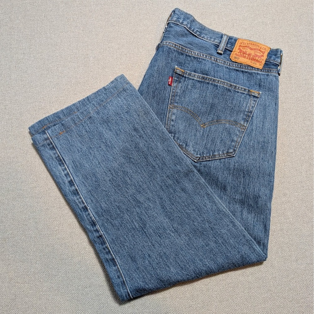 Levi's 501 Men's Blue Straight Leg Denim Jeans W44 L30 Button Fly Cotton